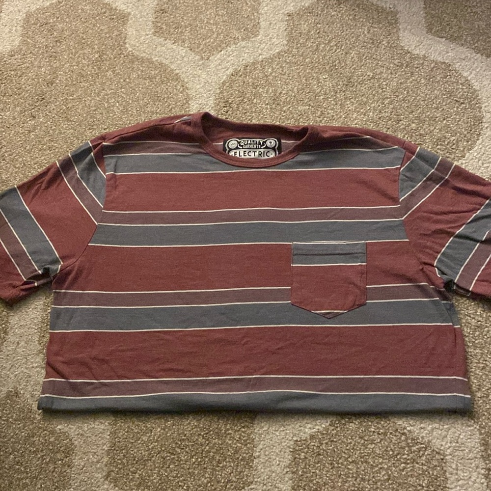 Striped pocket t shirt